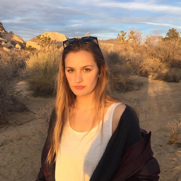 Meet your Posher, Audrey - Picture 1 of 1